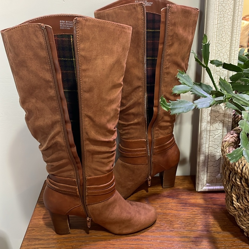 🎉 8 w/WIDE CALF tall faux leather tobacco colored - Picture 6 of 14